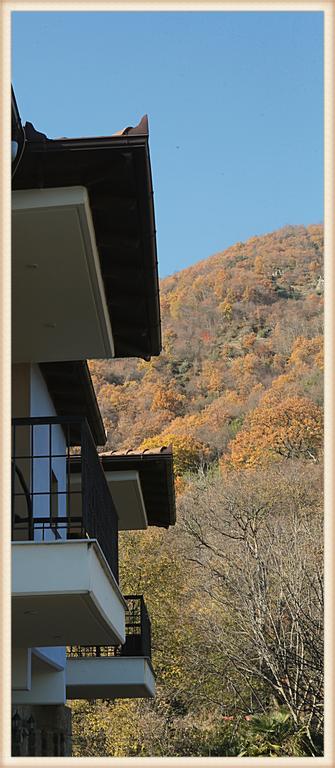 Voreas Hotel Loutraki  Exterior photo