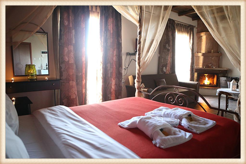 Voreas Hotel Loutraki  Room photo