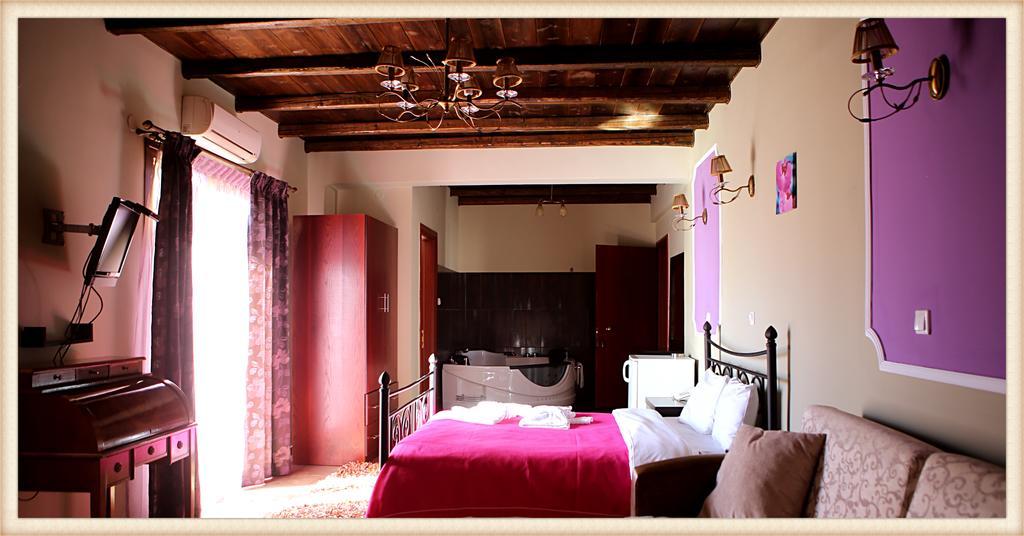 Voreas Hotel Loutraki  Room photo