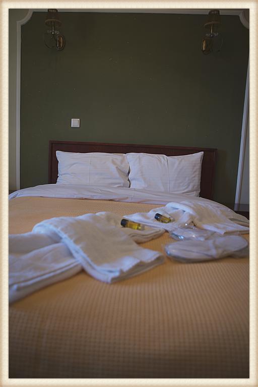 Voreas Hotel Loutraki  Room photo