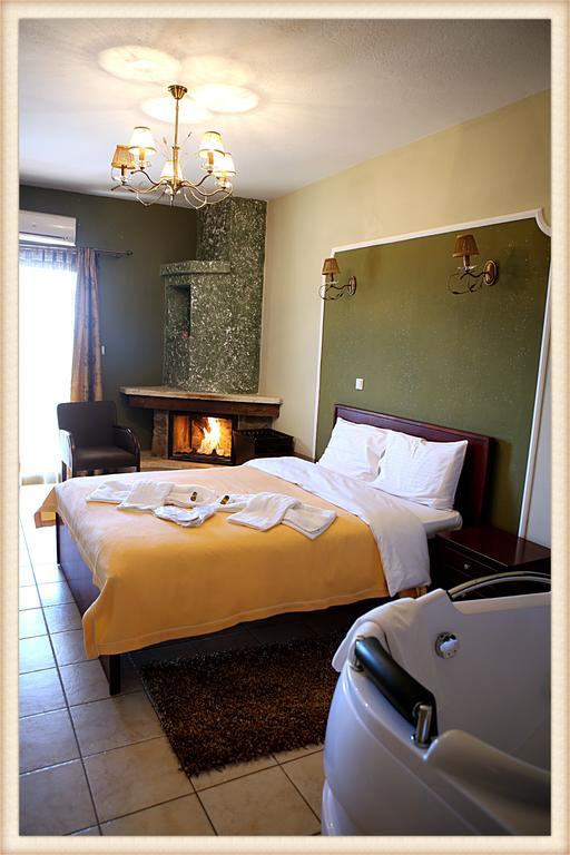 Voreas Hotel Loutraki  Room photo